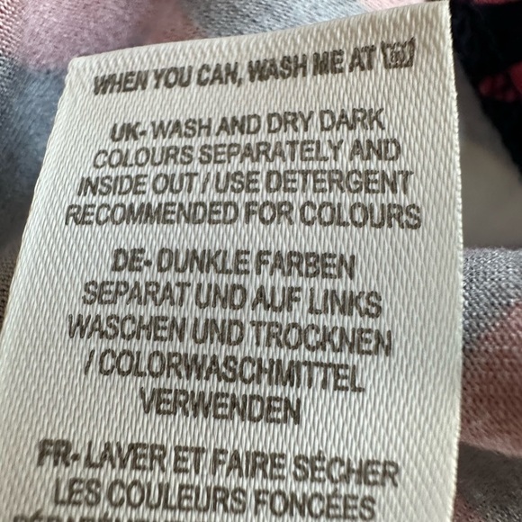 Boden Elodie Wrap Top Navy With Ribbons Pattern Size 2 NWT - Picture 10 of 12